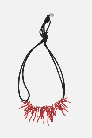 crêpe necklace with resin corals