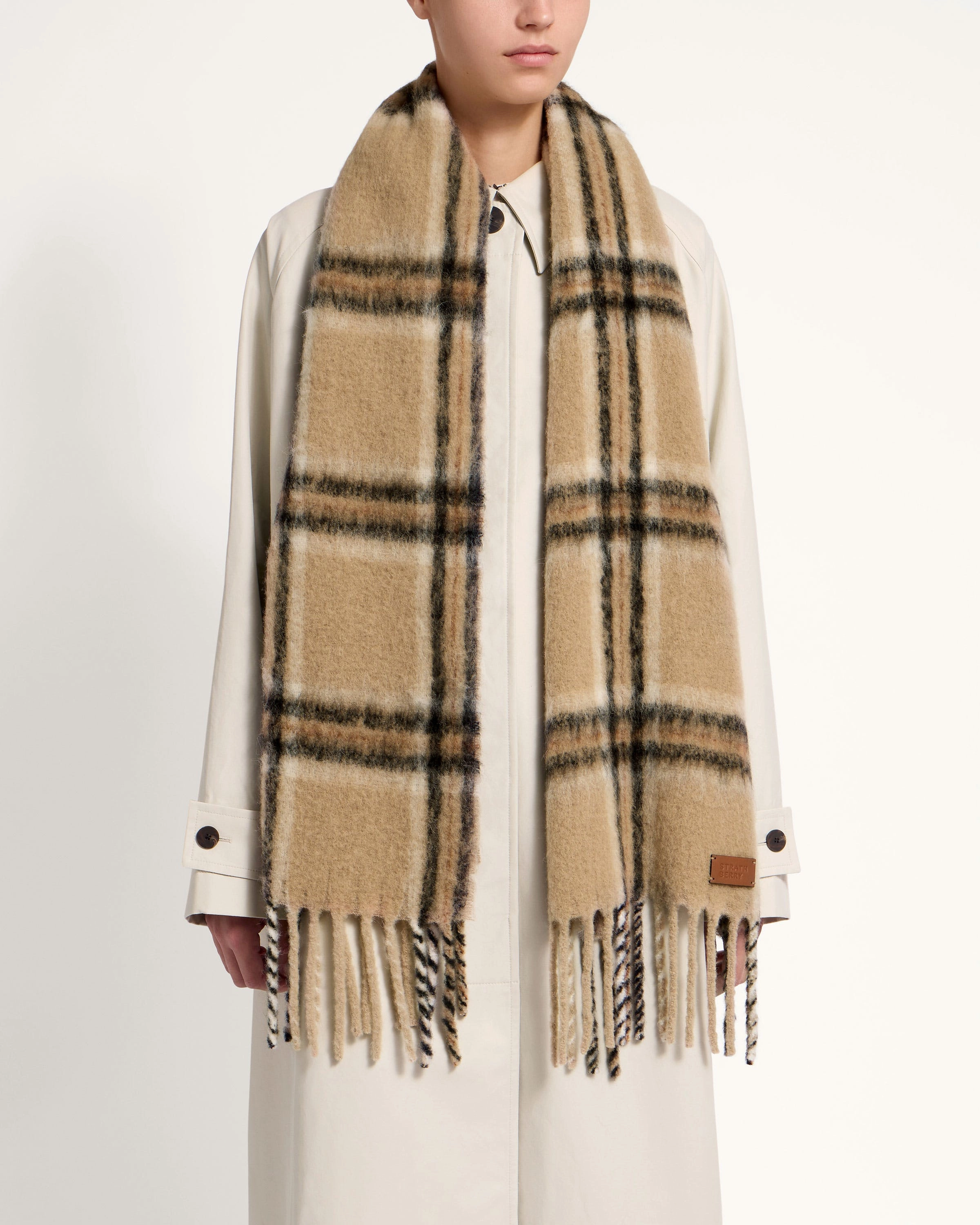 Eriskay Check Alpaca Blend Scarf - Camel/Black Tartan