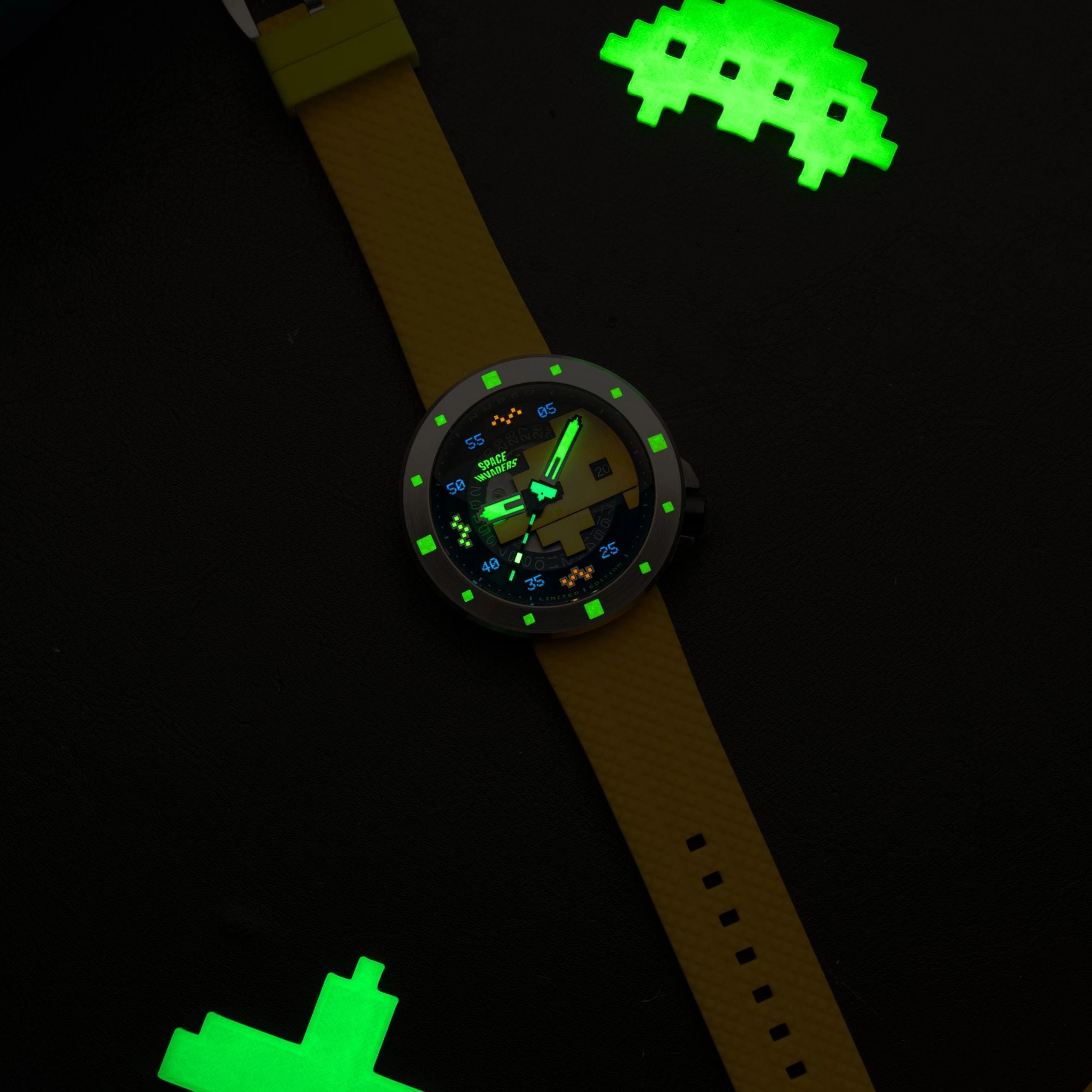 Retro Yellow