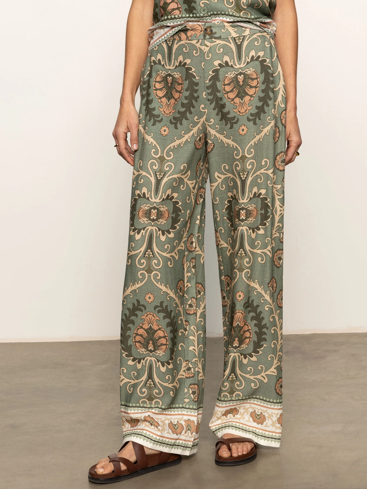 The Soft Semi High Rise Trouser Mezzo Sage