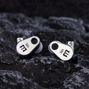 TRI Darco 6mm Ti   8mm LCP Diaphragm Dynamic Driver In-Ear Earphone