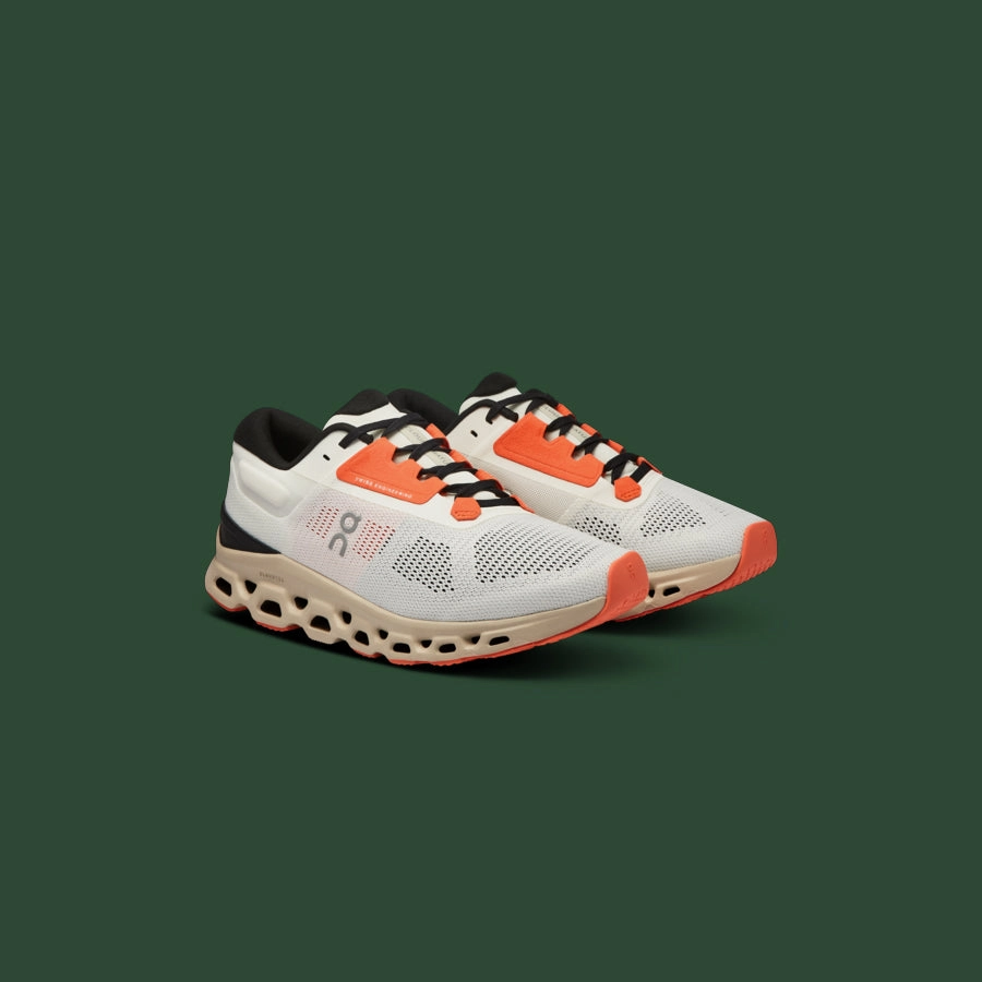 Women's On Cloudstratus 3