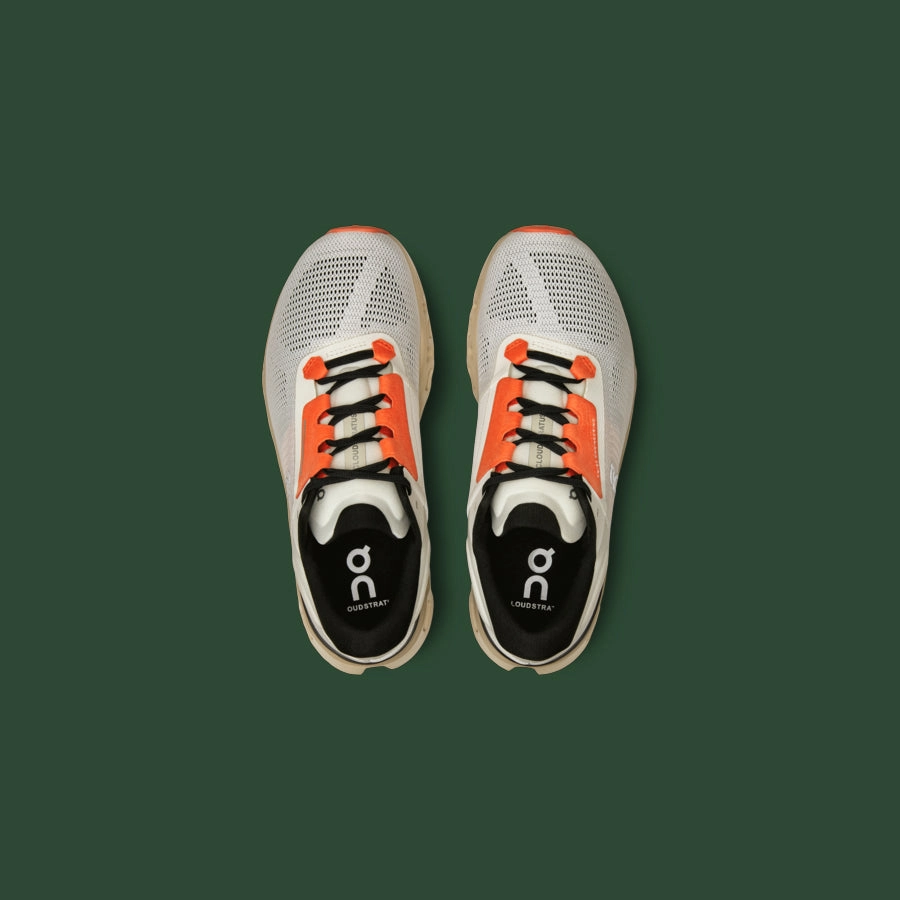 Women's On Cloudstratus 3